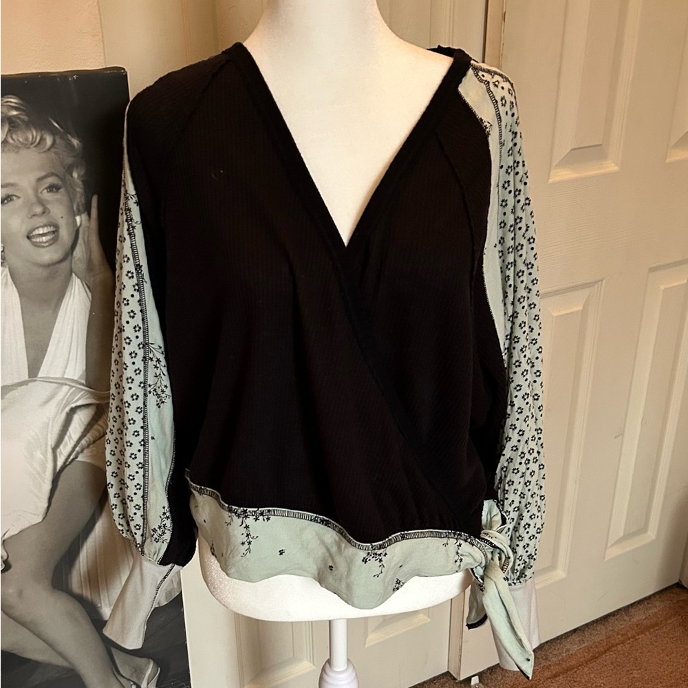 Free People Auxton Womens Medium Black Mint Green Thermal Top Wrap Side Tie